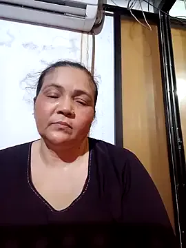 Moyna_1 — Freechat on StripChat