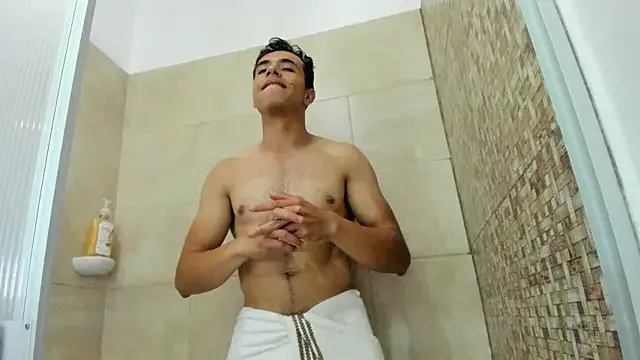 Muscle_Scott — Play with my soap in my body