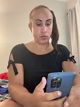 Mycutebadgirl — Full naked and oil body
