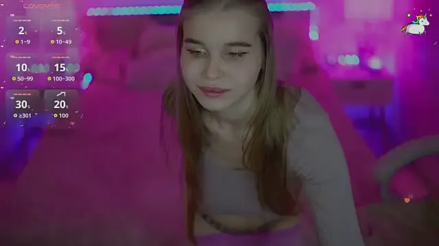 MyLolaSky — fingering with cum 