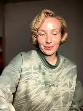 Myshhhhhh — Shake boobs and spit in n it