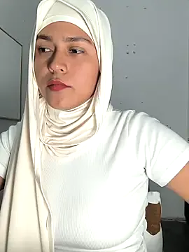 Nadia_hasbun — Remove Hijab + Twerking + Spanking Ass