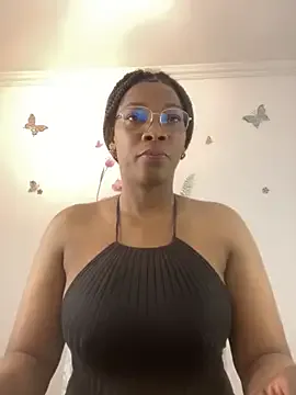 Nahomy_gree — feet show