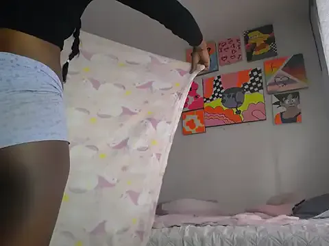 Nahomyyy — naked 8 tokens/min 1 hour