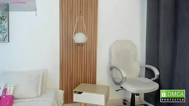 StripChat Nallah_ is Freechat Nallah_ — Flash boobs and play oil