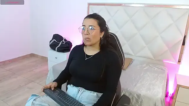 NANAKY_TAY — fingers pussy
