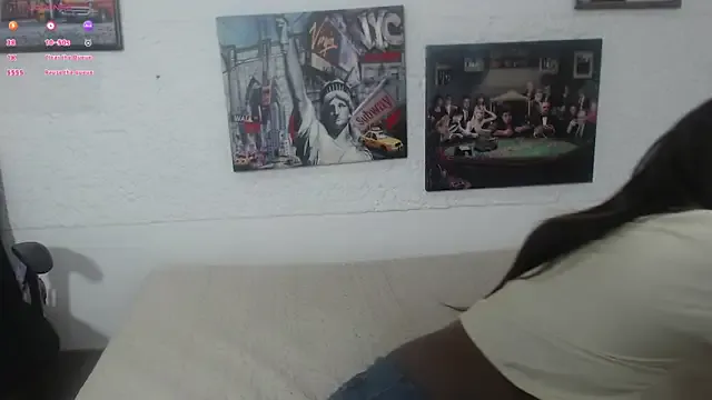 naomi_ackie — Flash Ass (mostrar cola)