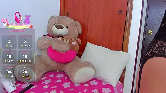 naomi_rousee_ — show asshole + rub