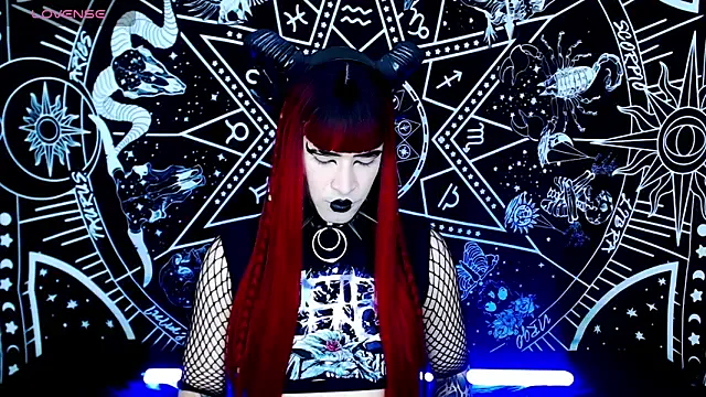 naomi_satan — cum