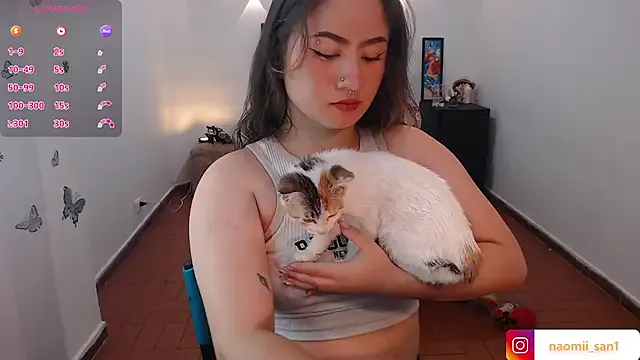 naomii_san — dildo in pussy
