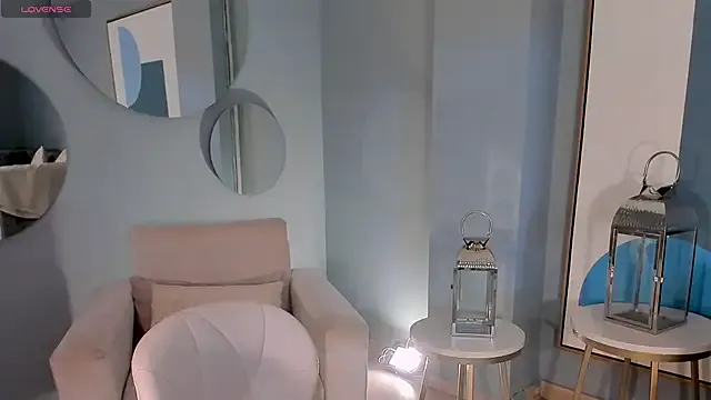 NaomiSainz — Flash Pussy