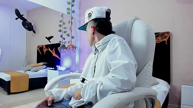 Nascary_Fox — tease balls