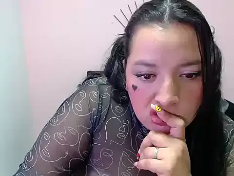 nastycurvy69 — deep trhoat salive