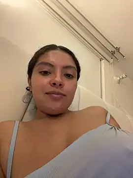 Nathcurly_ — Shhh, show tits at home parents
