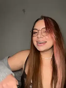NatyOlson — topless