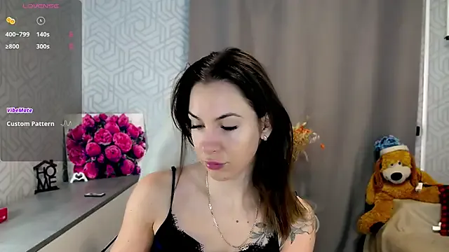 Naughty__Megan — play boobs