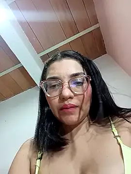 Naughty_anyeli — Naked tits 