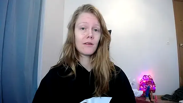 naughtyfox89 — Toys in Pussy with Vibrator