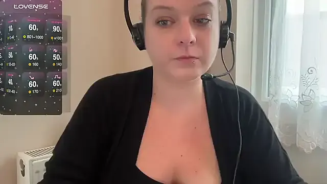 NaughtyWifeUK — Flash tits at my desk