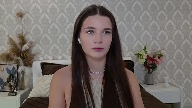 Nellie_Medina — Freechat on StripChat
