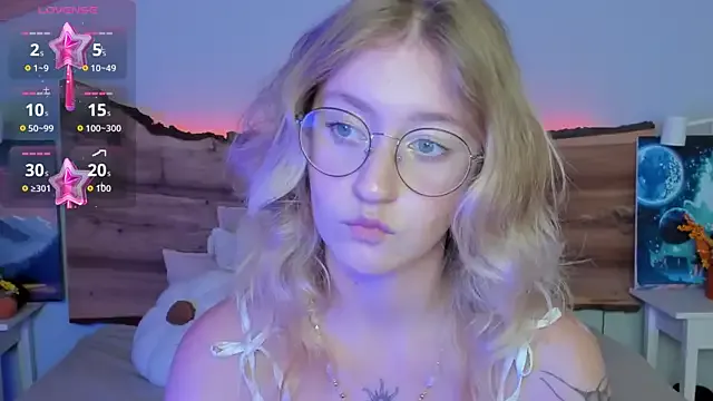 Nerissa_xo — Camel's foot