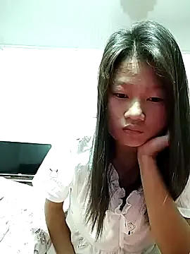 nghi-xinh — Freechat on StripChat