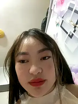 Nhi999 — Freechat on StripChat