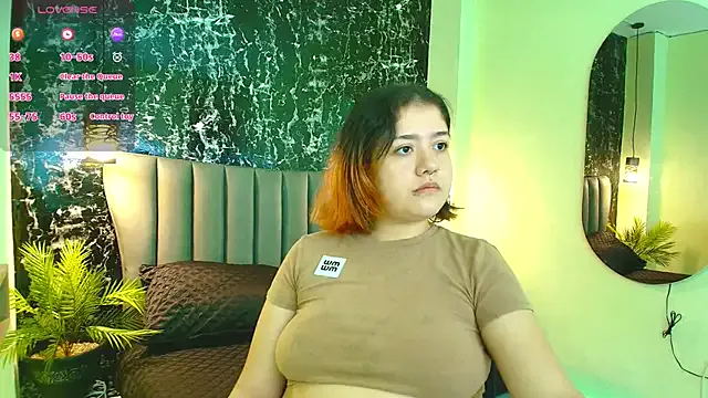 Nia-Stark — Get naked