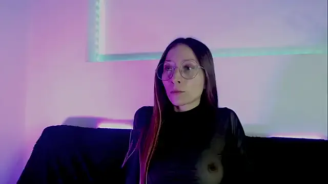Nia_Diaz — Twerking top off