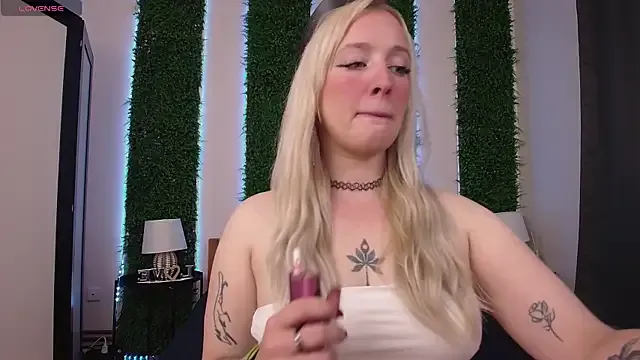 Nicole__Aniston_ — SHOW PUSSY