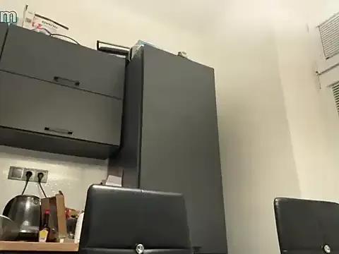 Nicole_Wallker — jumping