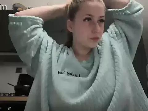 Nicole_Wallker — show boobs
