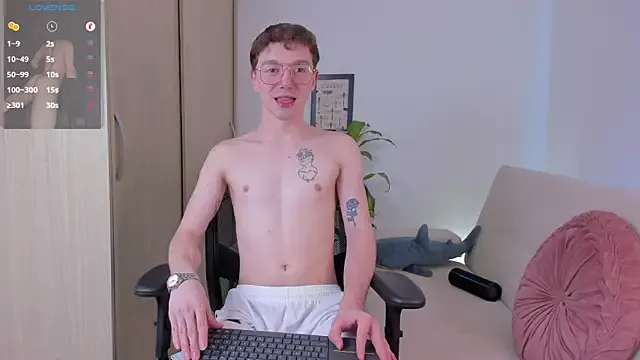 niico_18 — Bend Over Naked