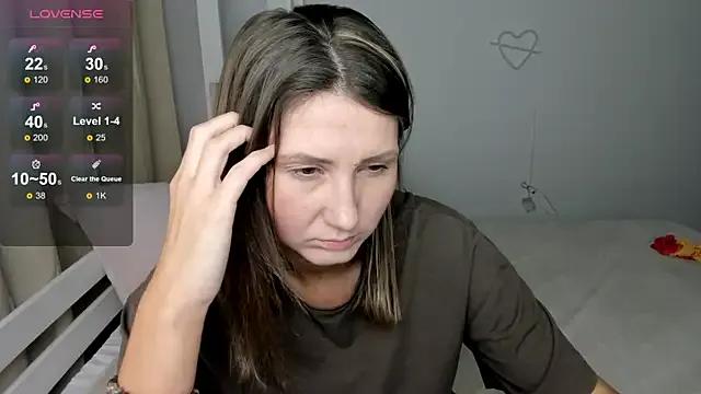 NikkiKiss__ — show ass
