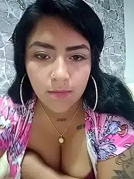 nikol_206 — show boobs