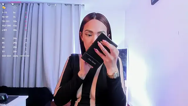 nikolevoshkie_ — naked full+ spank ass for 5