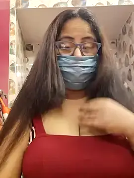 nisha_1110 — I will massage my big boobs with oil