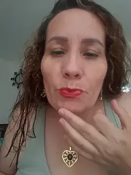 nohak_model — Show pussy y tacones