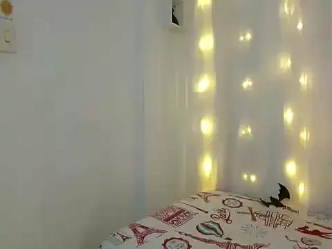 NoraParkeer — Bounce in dildo