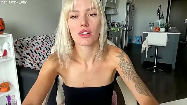 Ohbabykelly — oil ass