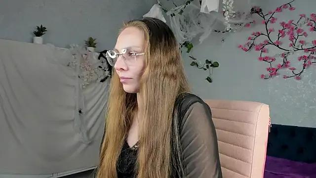 Olga_Cat — Kiss on camera