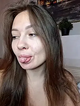 Olivia_OliV — dildo in pussy + last tip