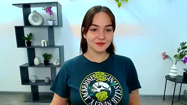 OliviaMontgommery — Freechat on StripChat