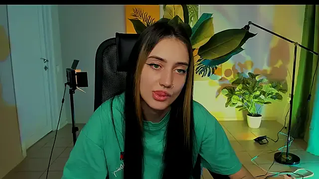 olivianorton — can you give me a gorgeous dress?)