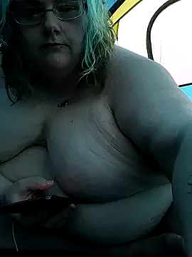 PainPrincess929 — Plug in ass