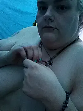 PainPrincess929 — Plug in ass - 500 insta squirt