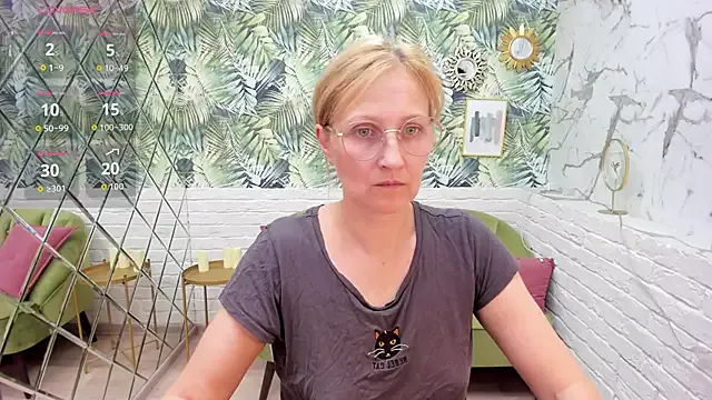 Paris_Cherry — flash tits