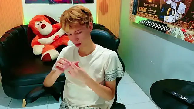 park_jimin1 — naked-oil