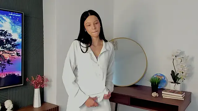 PatriciaHirpara — Tease u with my bra