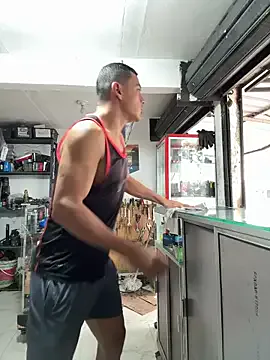 Paul22cm- — make my cock hard